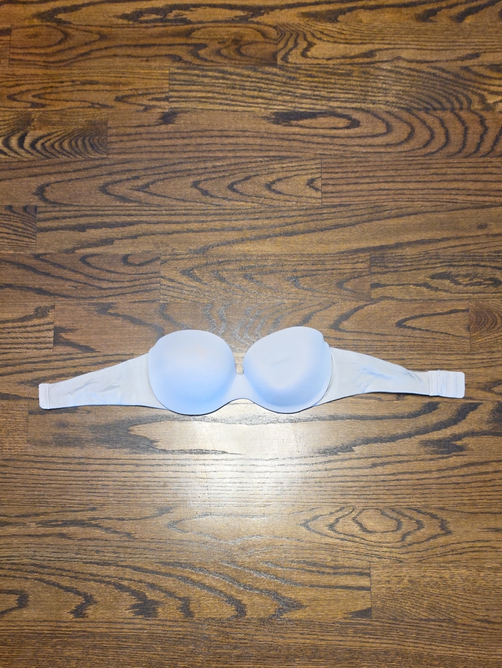 White Strapless Adhesive Bra - Invisible Support (Estimated Size)